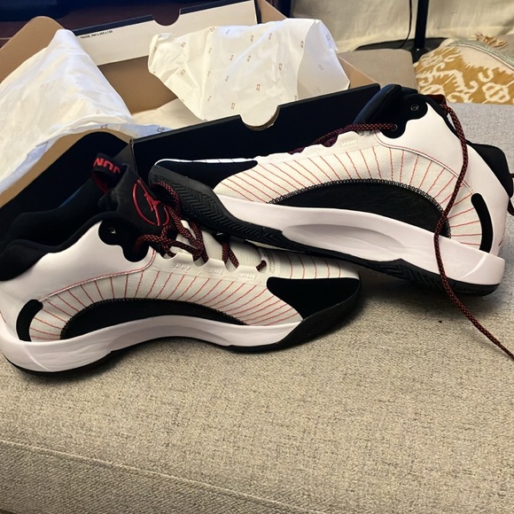 Jordan jumpman 2021 NWT - Picture 4 of 8